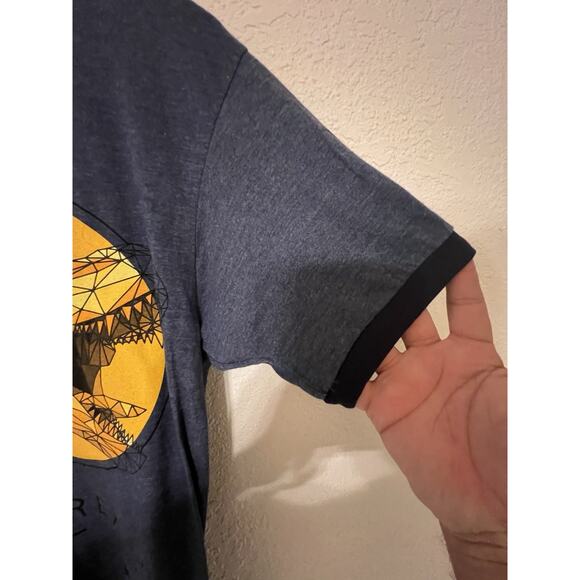 Jurrasic Park World T-Rex t-shirt Universal Studios Size M Navy Blue Universal - Picture 3 of 8